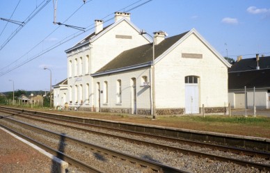 HOUDEMONT  DIA 87-3564.jpg